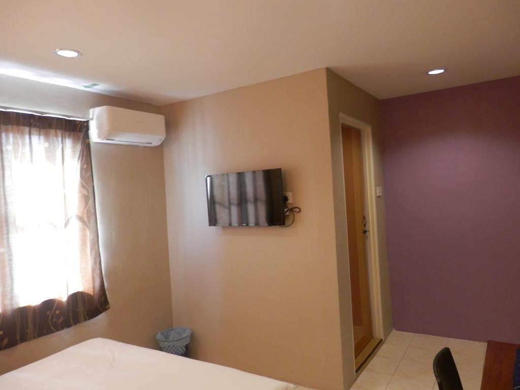 Travellers Planet Hotel & Guesthouse Malacca Kültér fotó